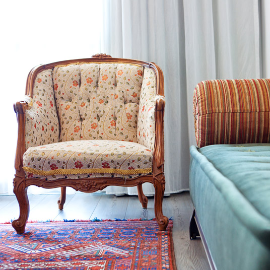 Diaghilev LOFT live art hotel