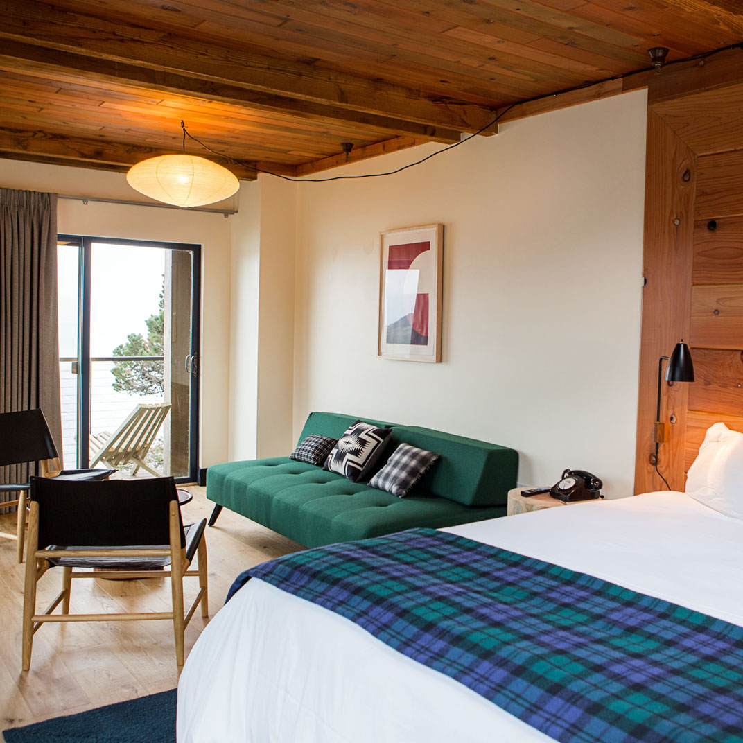 Timber Cove Resort