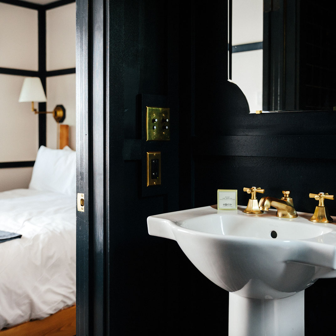 Brentwood Hotel