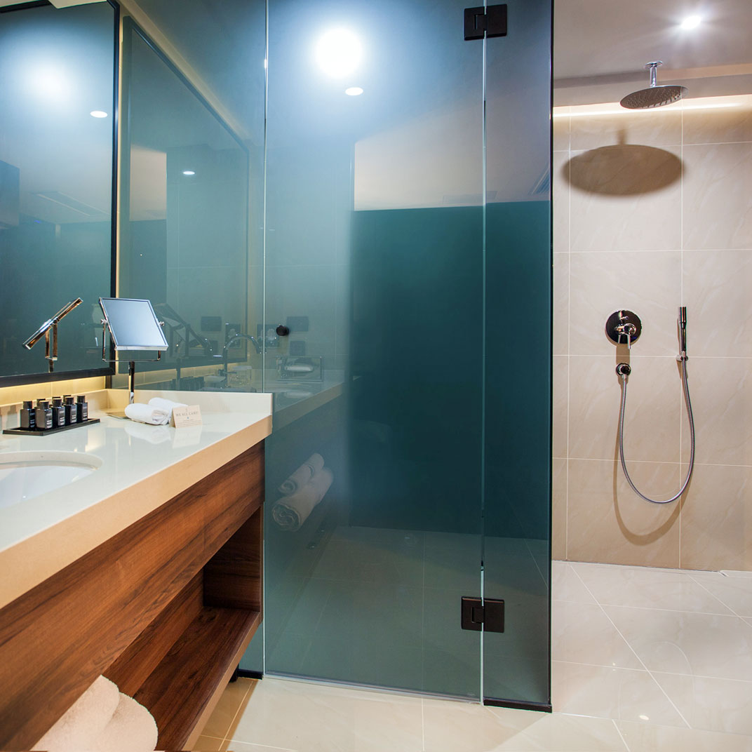 SAINT TEN Hotel