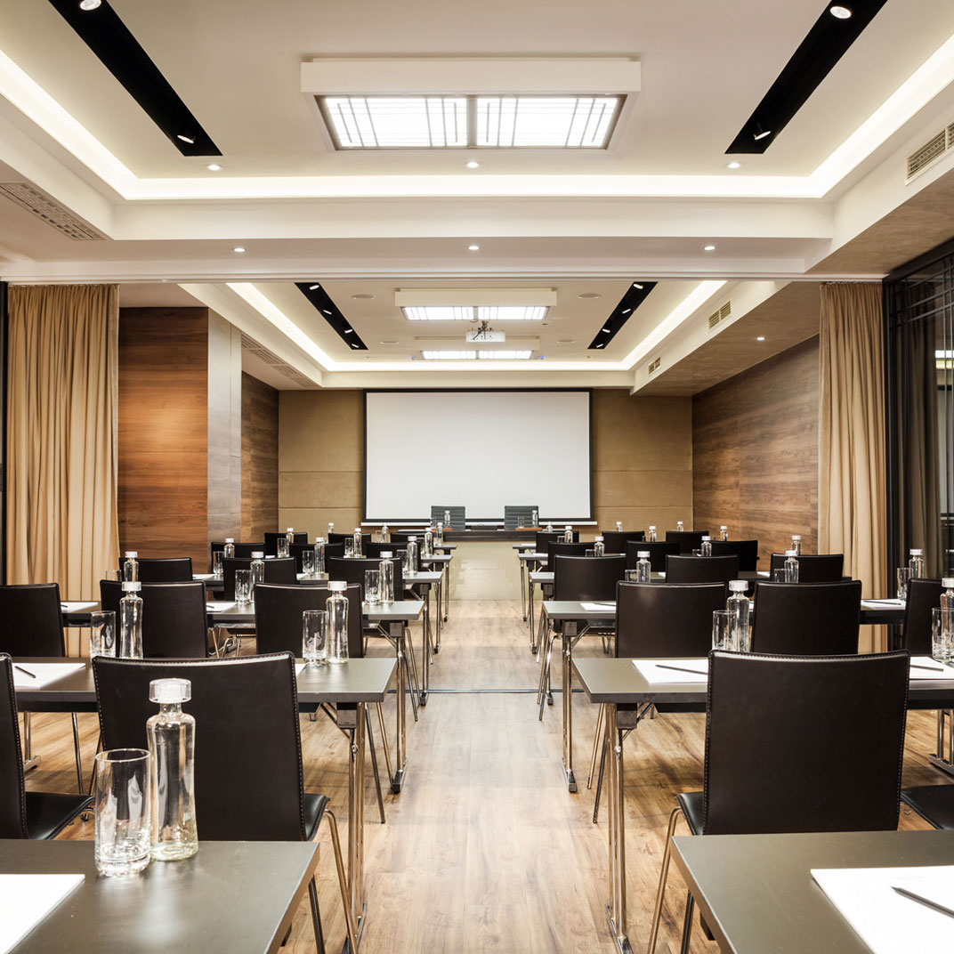SAINT TEN Hotel