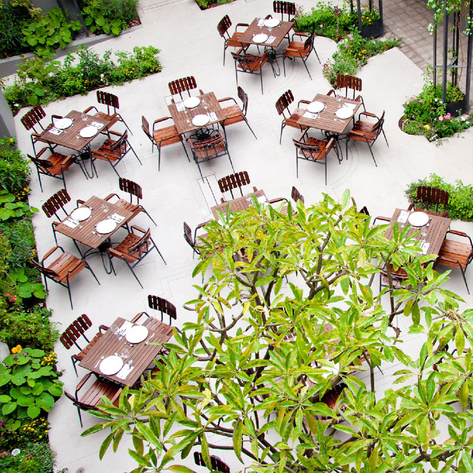 Flor de Mayo Hotel & Restaurant