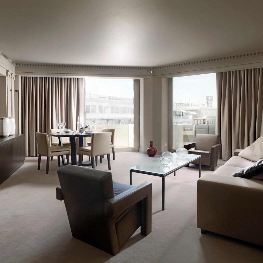 NJV Athens Plaza