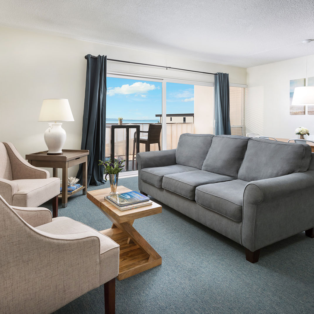 Pacific Edge Hotel