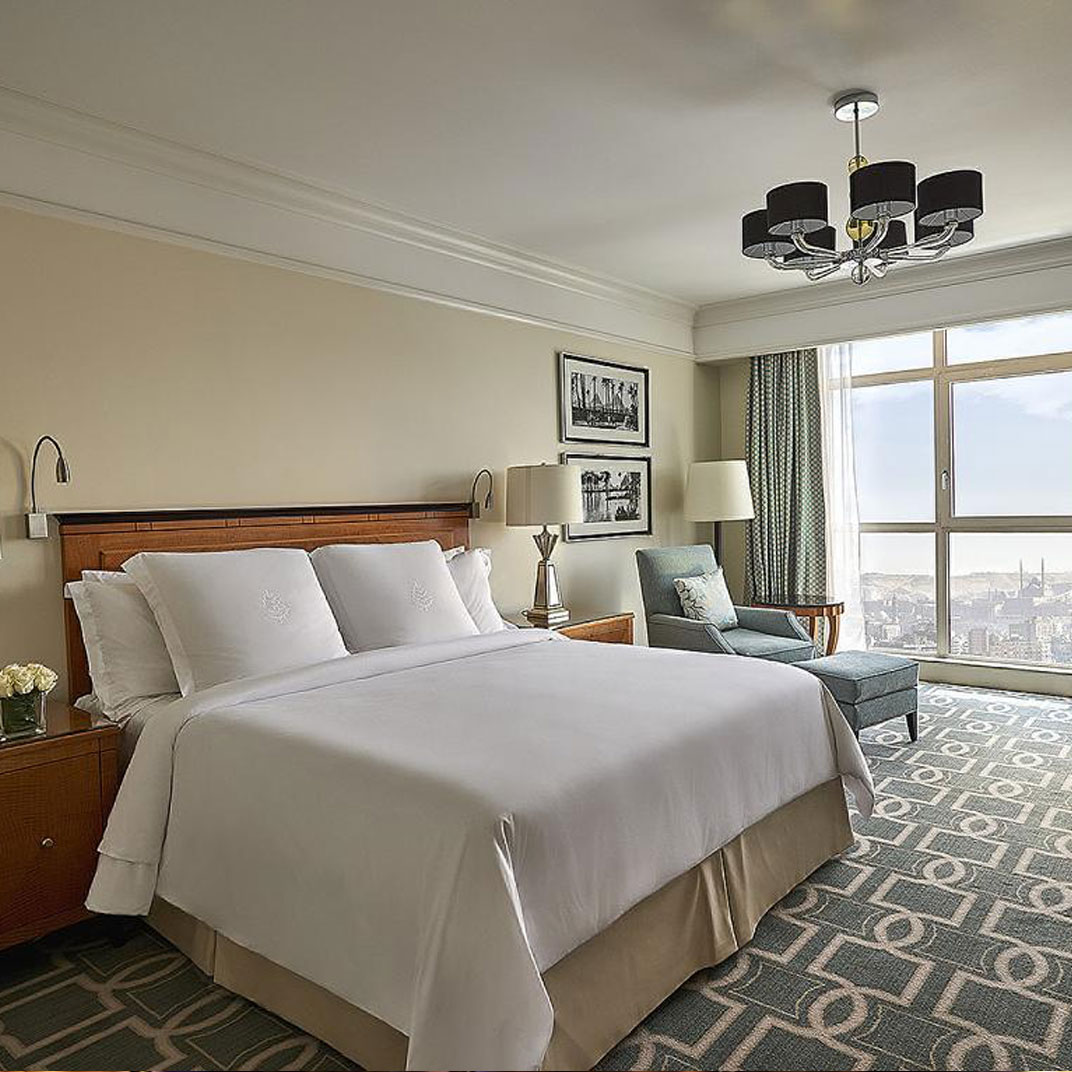 Four Seasons Cairo at Nile Plaza
