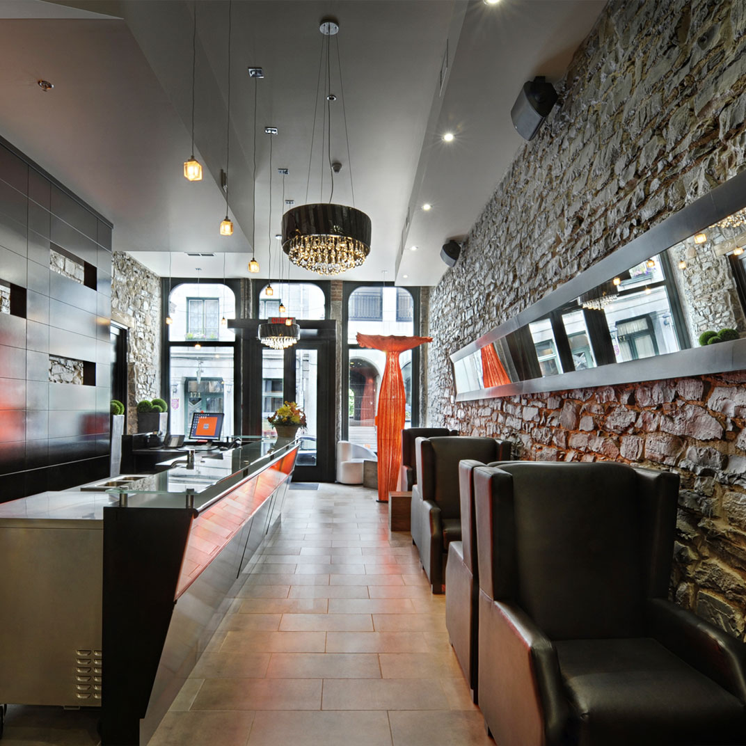 Le Petit Hotel