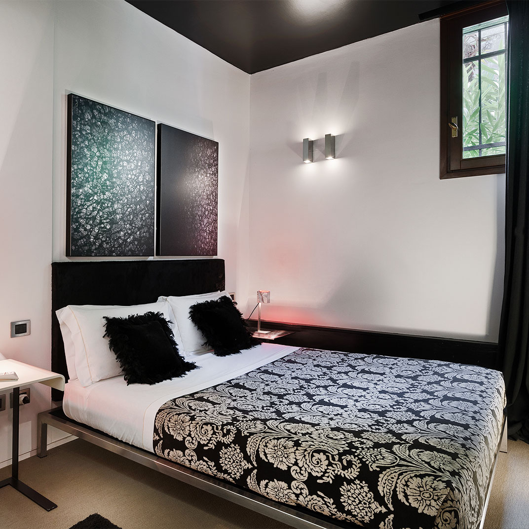 Charming House i Qs