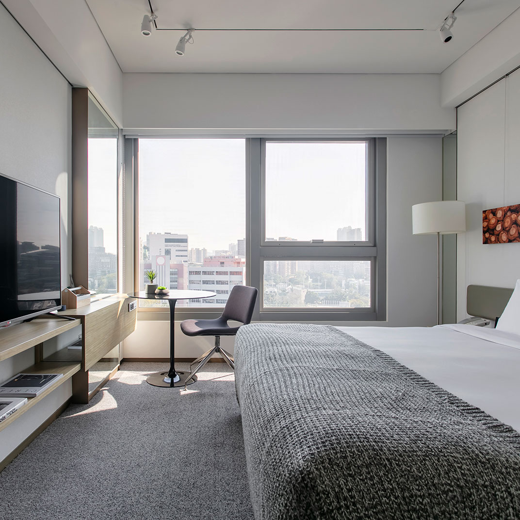 Hotel Stage
